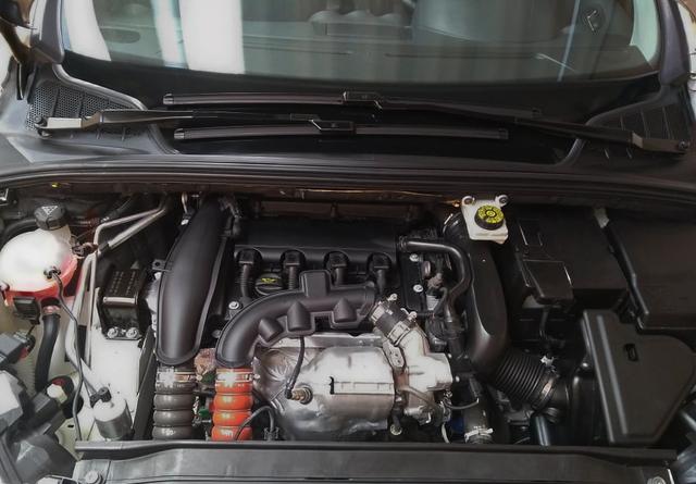 Peugeot 408 THP Turbo Griffe - Foto 7
