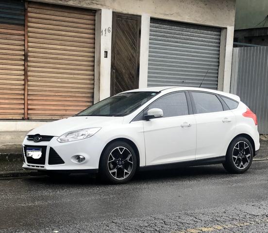 Ford Focus Titanium hatch 2015 - Foto 2
