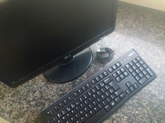 Teclado e Munitor de Computador ( Novo) Marca Logitech (Marca Boa) Original!!