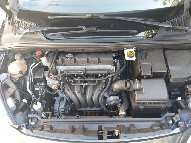 Peugeot 308 2.0 - Foto 10