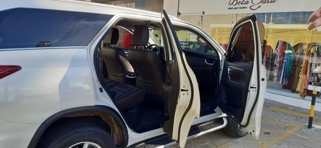 Toyota SW4 2.8 TDI SRX 7L 4×4(AUT) 2017 - Foto 7