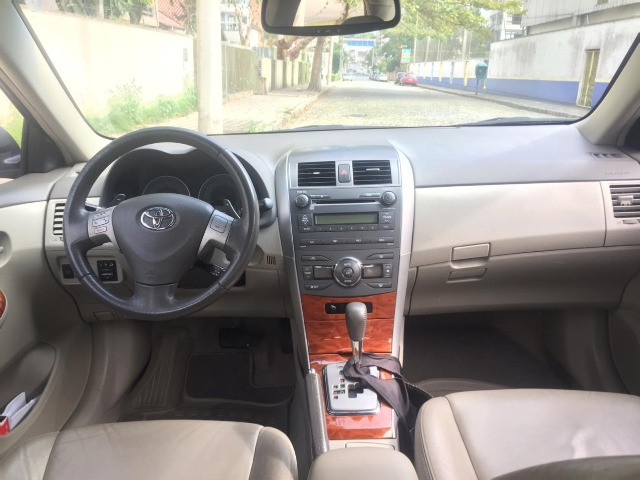 Corolla Altis 2011