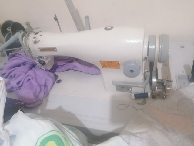 Oportunidade de Renda Extra!!! Máquinas de custura - Foto 3