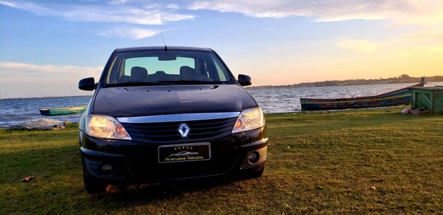 LOGAN 1.6 COM GNV FAÇO FINANCIAMENTO BANCÁRIO