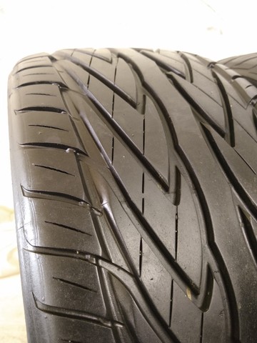 Pneu Usado Aro 20  275/40 20 Toyo Proxes4 - Foto 4