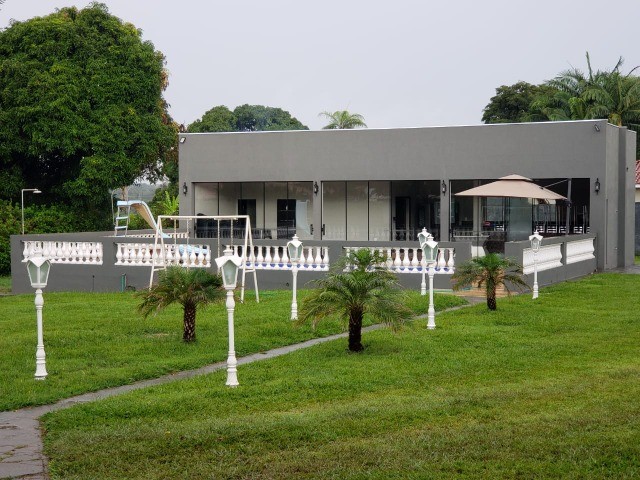 aluga-se chácara com área de lazer dentro da cidade em franca sp - Foto 2