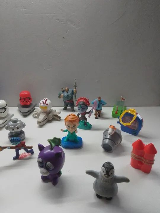 Lote de brindes antigos mac Donalds e burguer king  - Foto 5