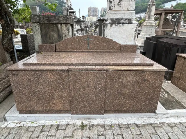 JAZIGO PERPETUO CEMITERIO SAO JOAO BATISTA - Botafogo