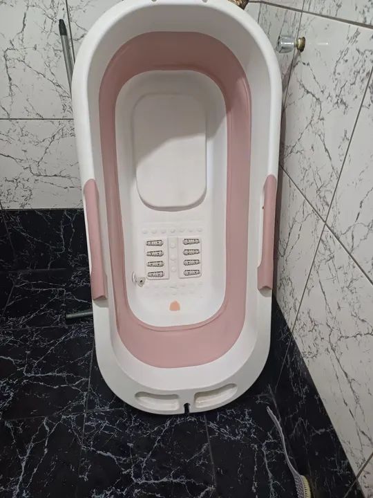 Banheira de plástico adulta