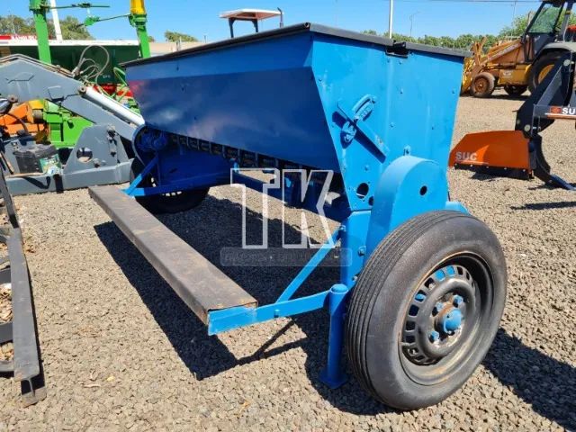 cod.483 - Semeadeira de Arrasto Jumil - TK Tratores Nova Andradina - MS  - Foto 4