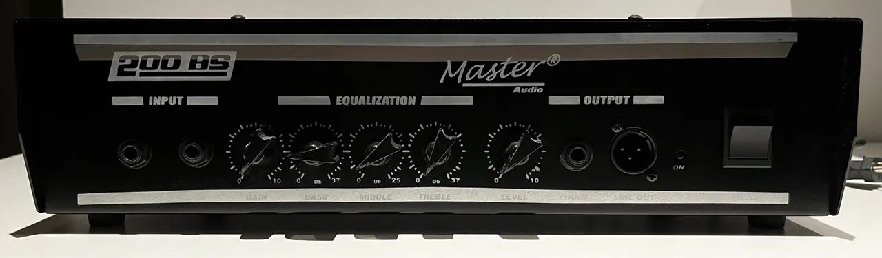 Amplificador para contrabaixo (só o cabeçote) - Foto 4