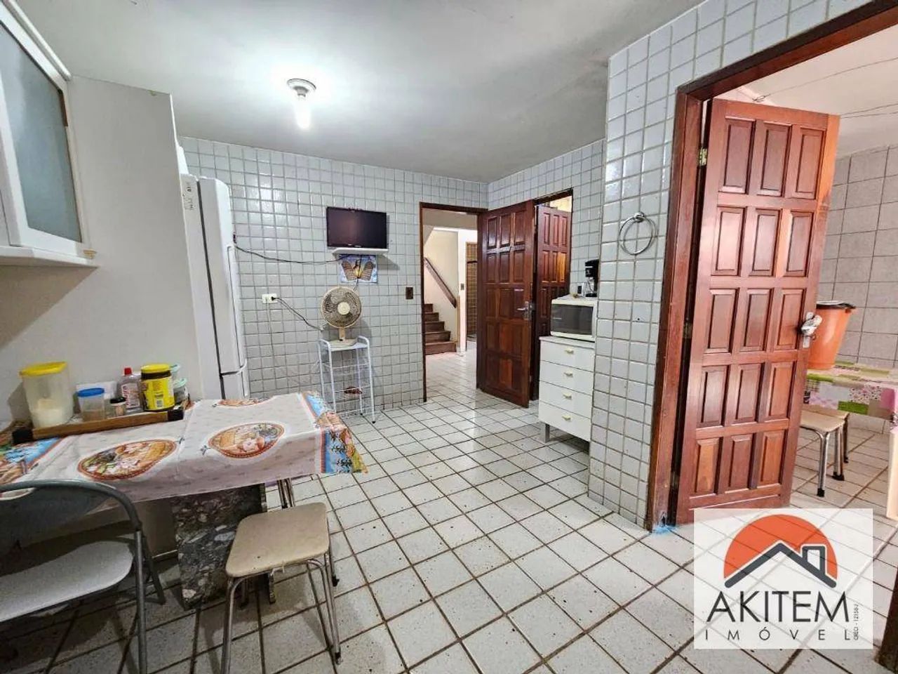 Casa Sala ampla, terraço, quintal, 04 quartos, à venda, 285 m² por R$ 889.990 - Jardim Atl - Foto 2