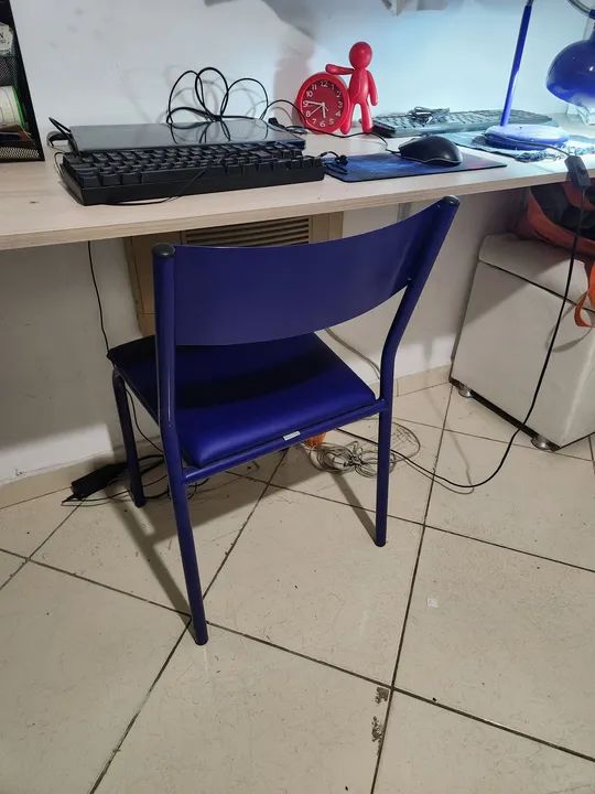 Cadeira azul empilhavel tok Stok