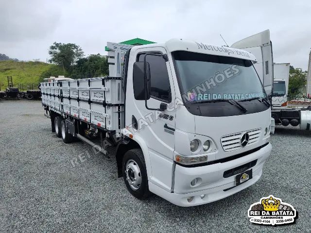 Mercedes Benz Accelo 915 C Truck Carroceria Completa 6x2 2012 Único Dono