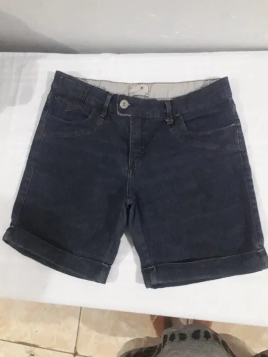 Bermuda jeans azul, usada