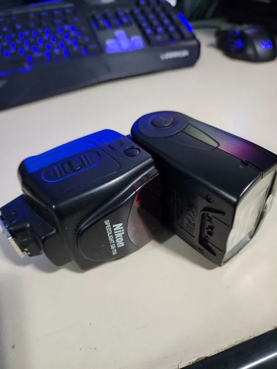 Flash Nikon SB-700 AG Speedlight