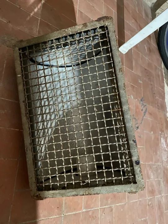 Refletor Retangular para Lâmpadas com grade - Foto 5