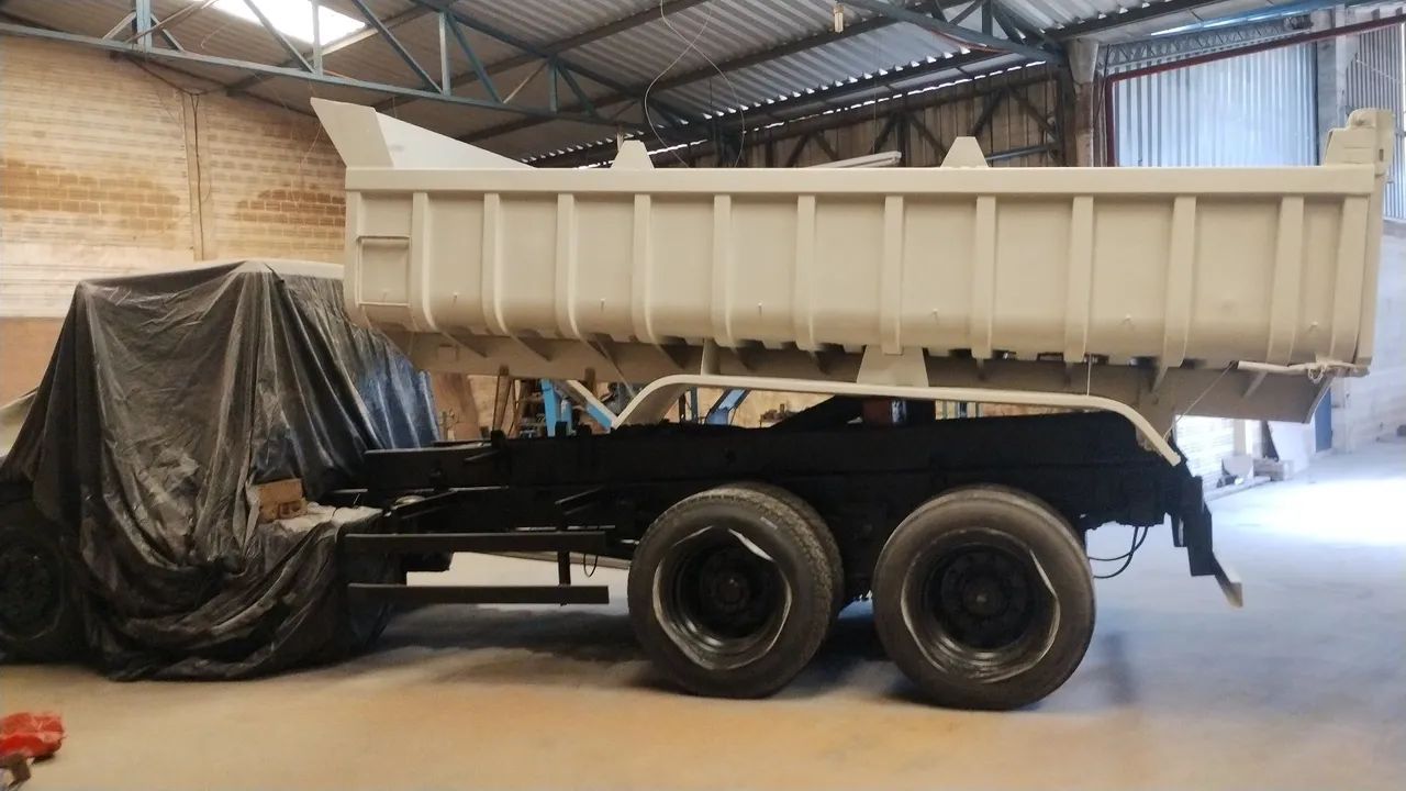 Caminhão truck caçamba 12 cúbicos motor caixa 1630 cabine e caixa nova Eaton box - Foto 2