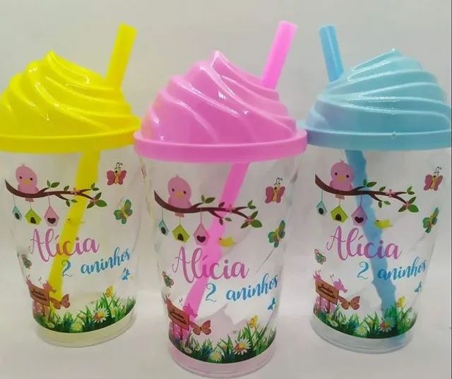 Copos com tampa e canudo festa infantil personalizados - Foto 4