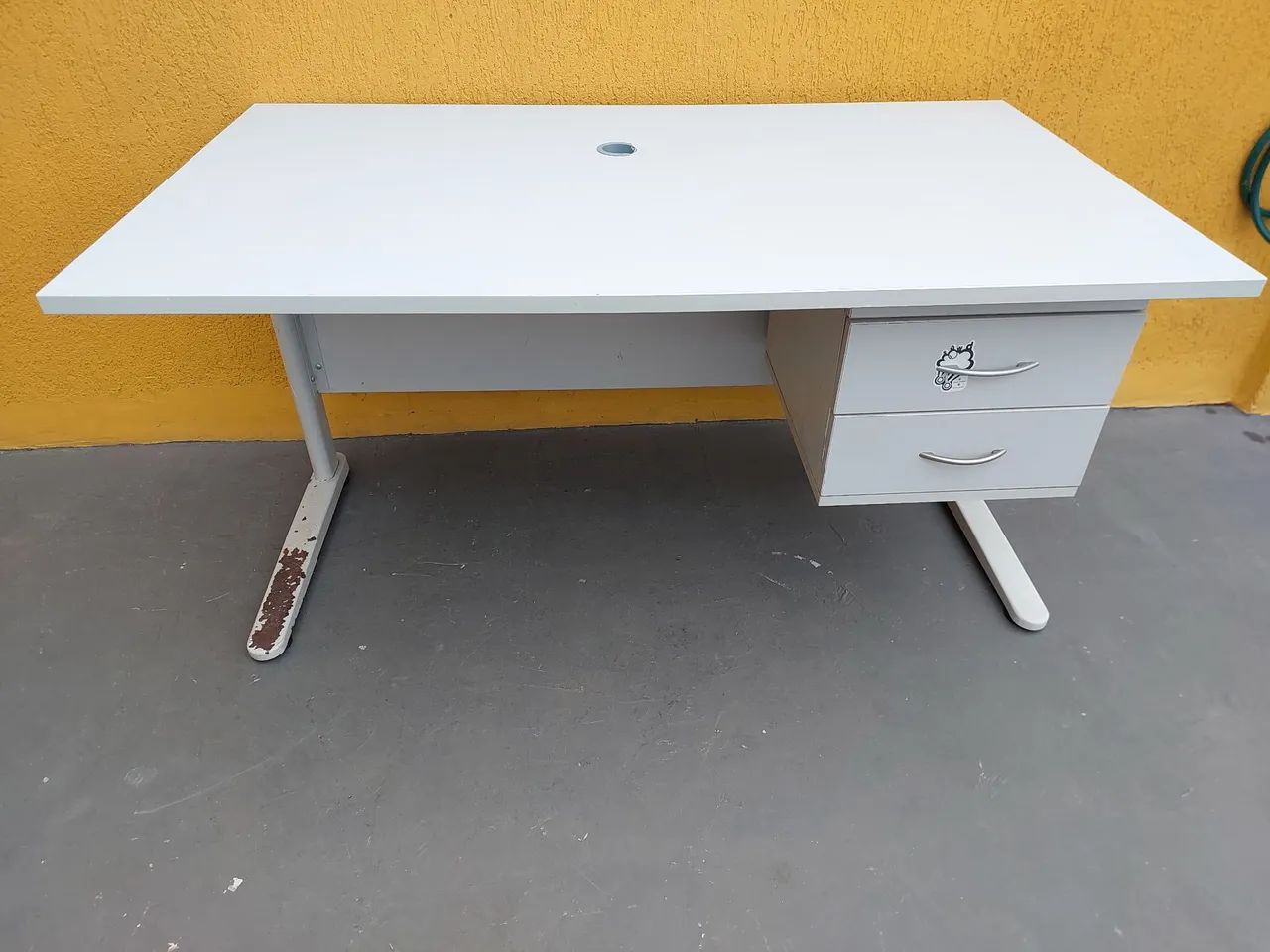 Mesa escritorio com gavetas 1.40 cm - Foto 2