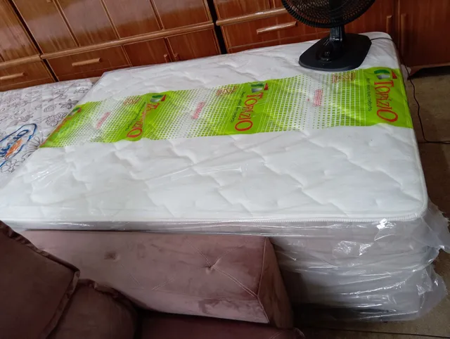 CAMA CASAL MOLAS ENSACADAS,EM OFERTA HJ