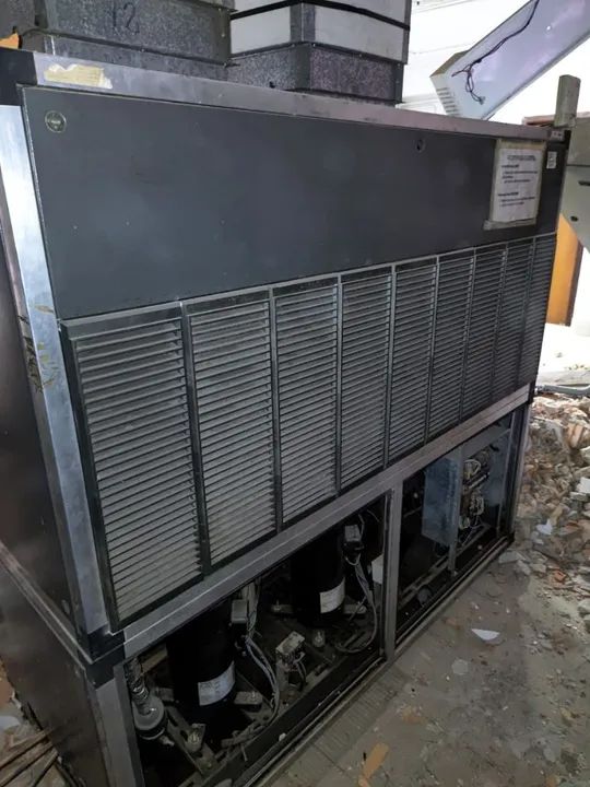 CAMARA FRIA  Split 120.000 BTU C/ DUTOS