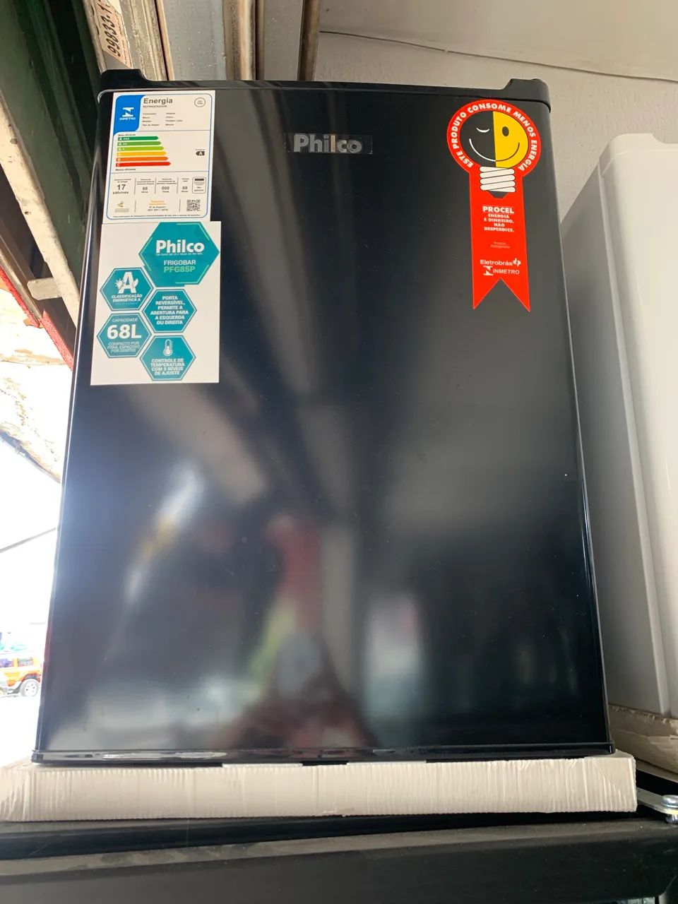 FRIGOBAR PHILCO PFG85P