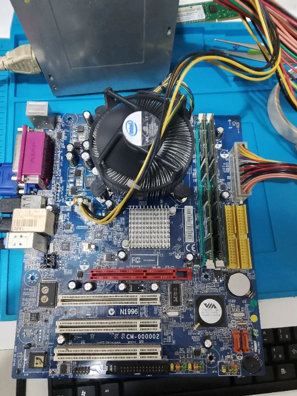 Kit Placa Mãe MS-7211 DDR1 + 2GB + Celeron D336