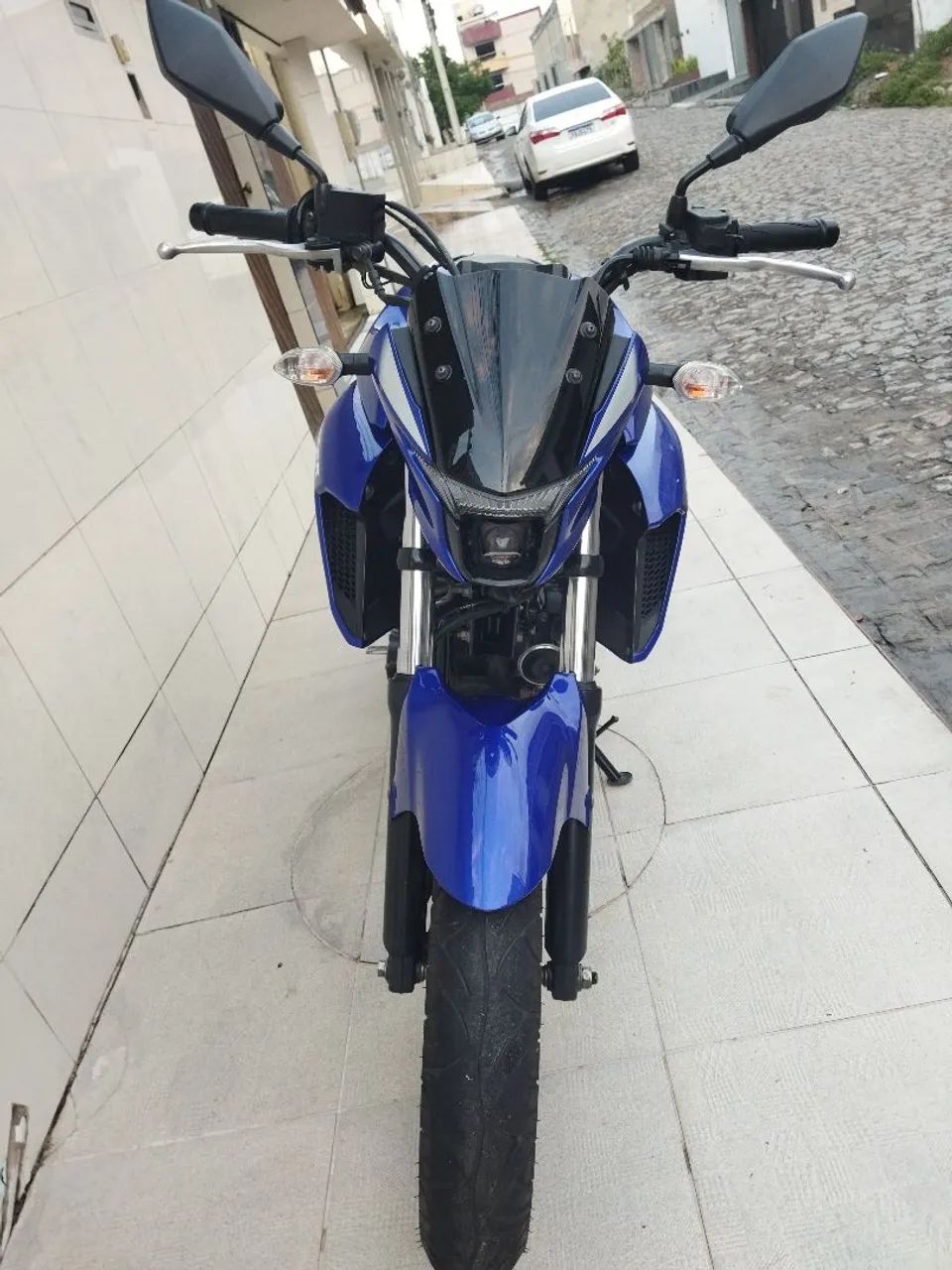 Fazer 250 ( FZ 25 ) 7.500 km , modelo 2023 ( Farol de LED ). - Foto 3