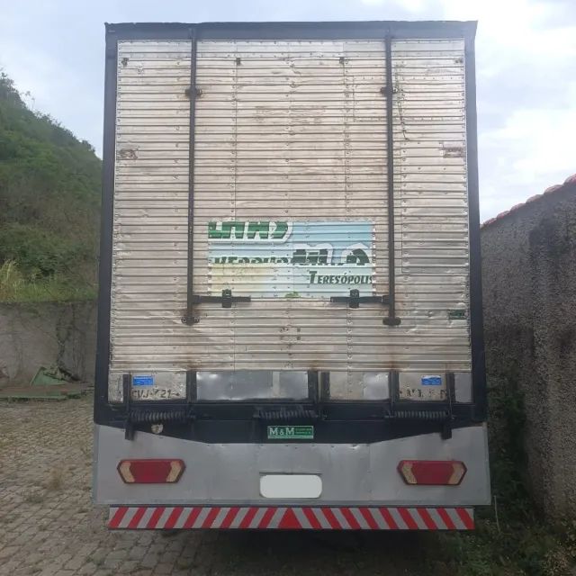 Vendo Caminhão Mercedes-Benz 1621 - Carga Viva (9 Cavalos) - Foto 4