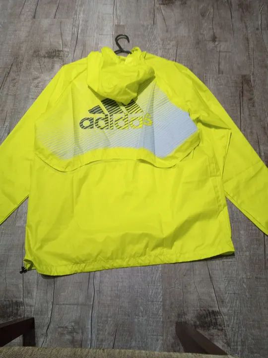 Corta vento Tam XL Adidas Cód GW 1198 Original Nova  - Foto 3