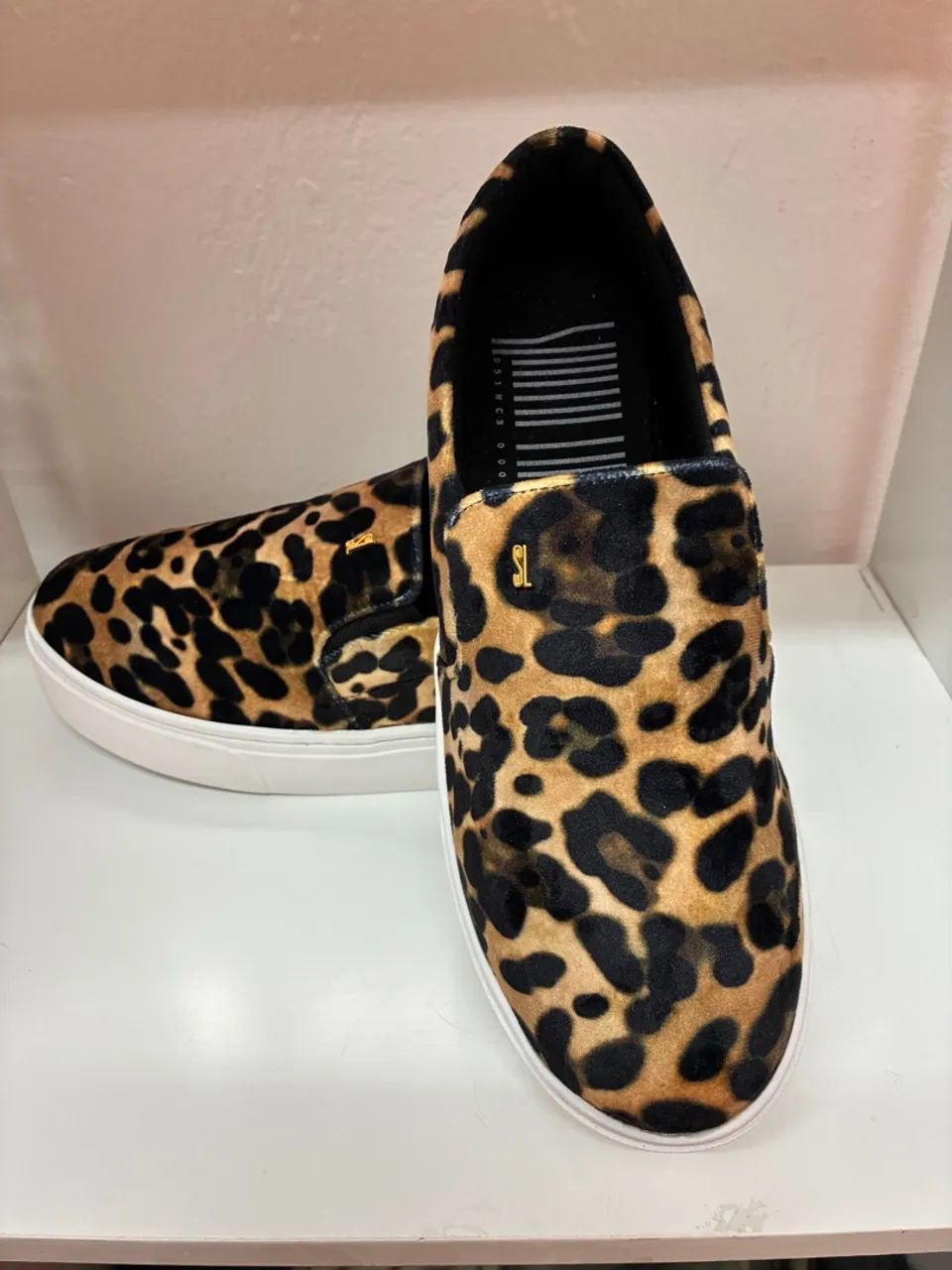 Tênis Santa Lolla Slip On NOVO, Veludo Animal Print Onça 39, Sola
