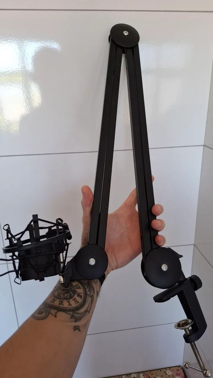Suporte Articulado para Microfone