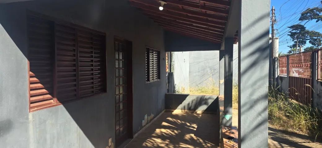 LOTE COM CASA NO CENTRO DE  SANTO ANTÔNIO DO DESCOBERTO - Foto 4