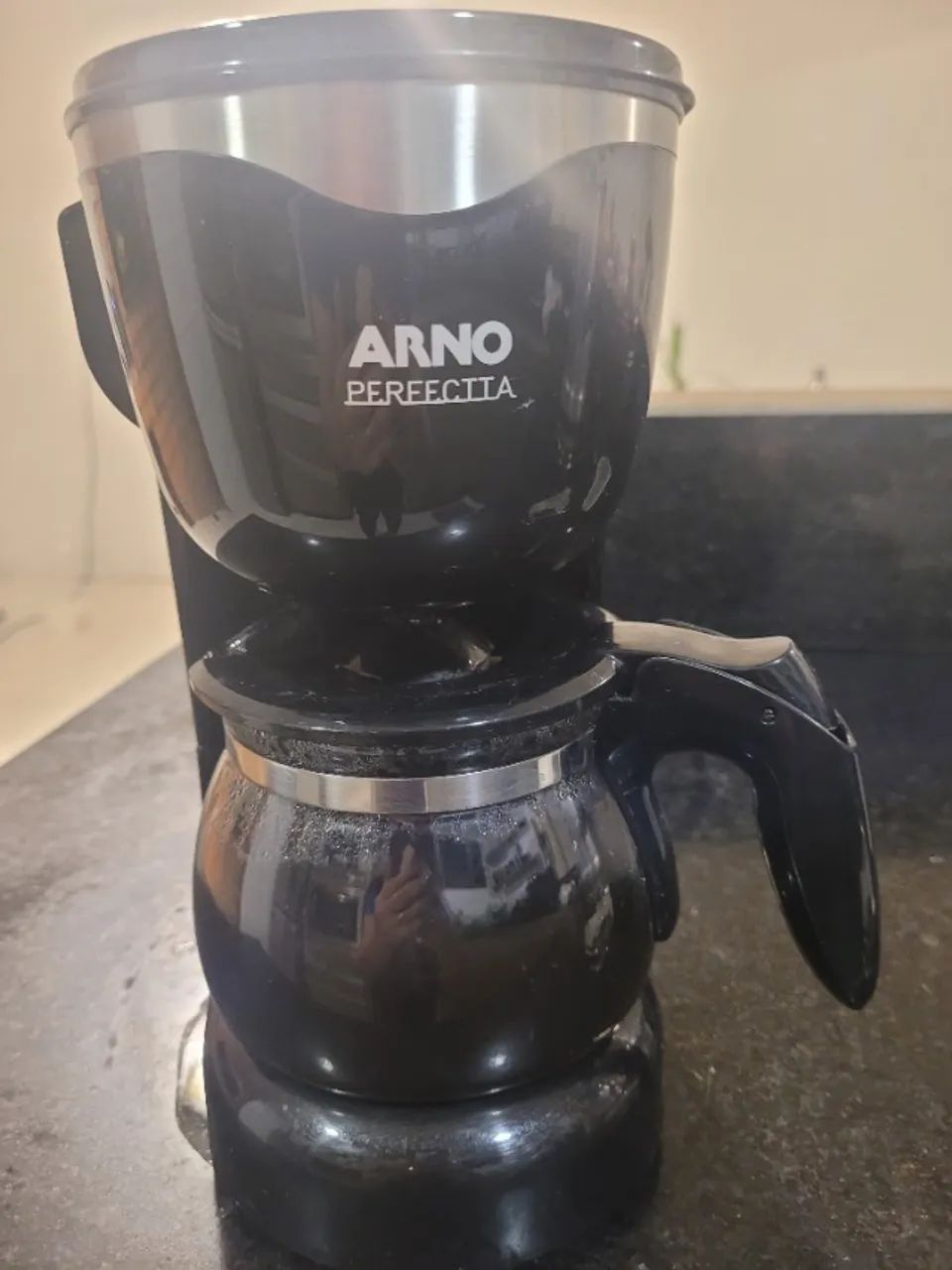 Cafeteira ARNO Perfecta 12 xícaras com jarro de vidro 
