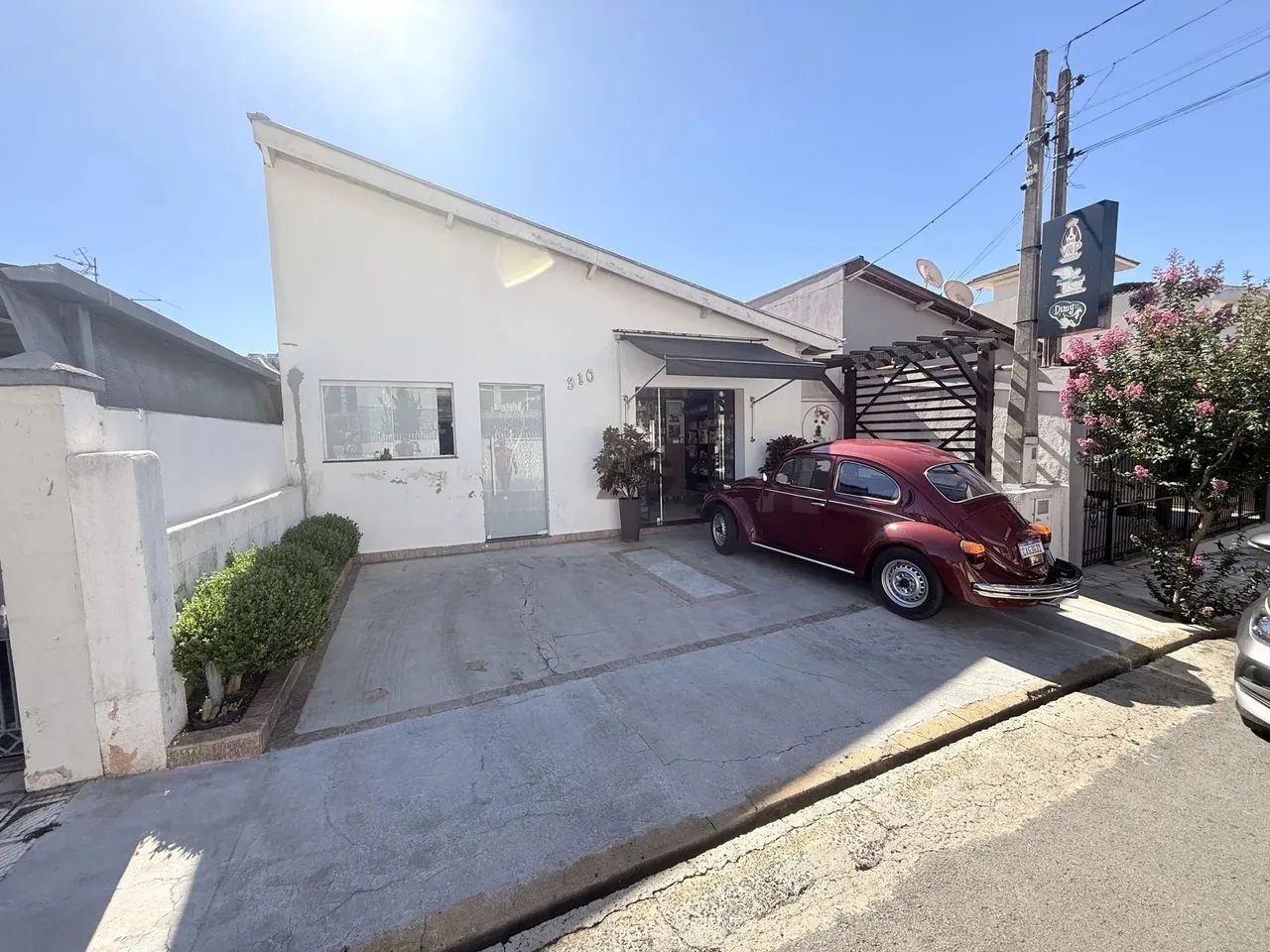 Casa Comercial | 100% Térrea | Centro | Ótima Versatilidade | em Serra Negra-SP