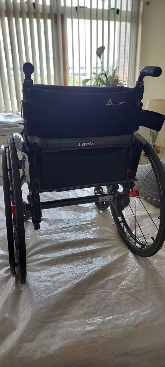 Carbone - A cadeira de rodas monobloco de fibra de carbono! - Foto 6