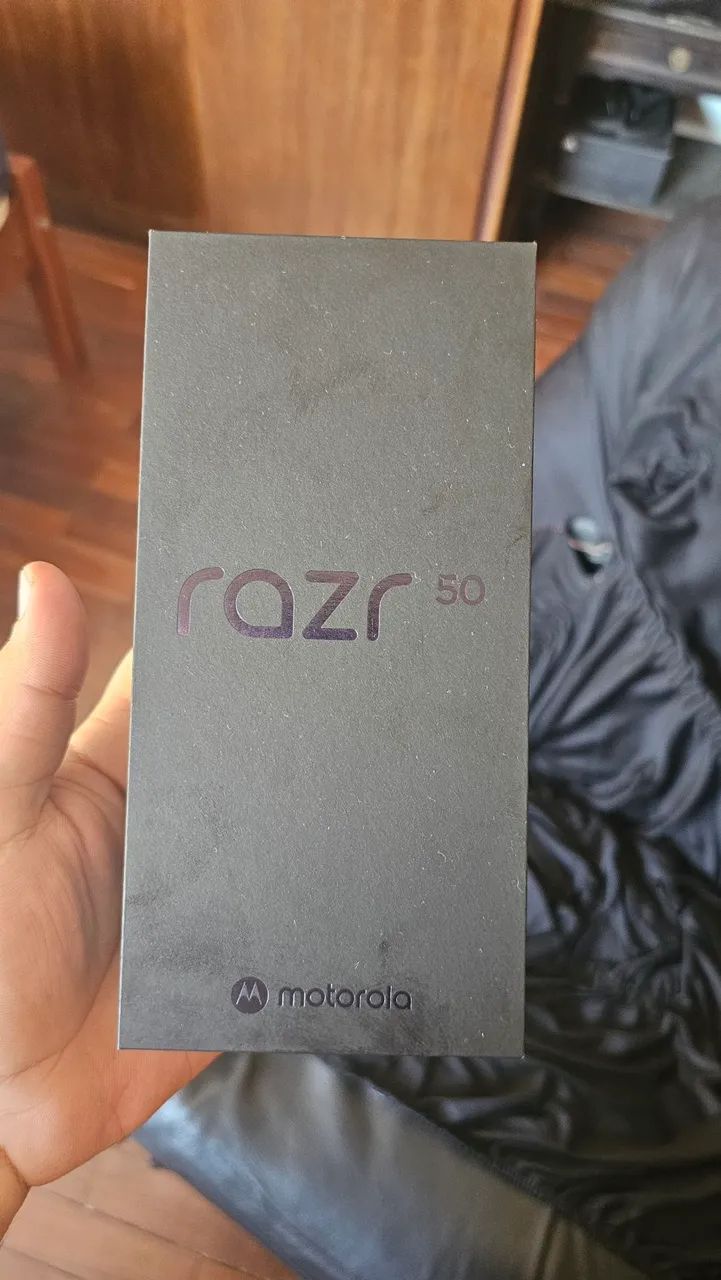 Razr 50 Motorola NOVO NUNCA USADO