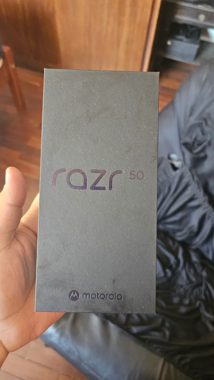 Razr 50 Motorola NOVO NUNCA USADO
