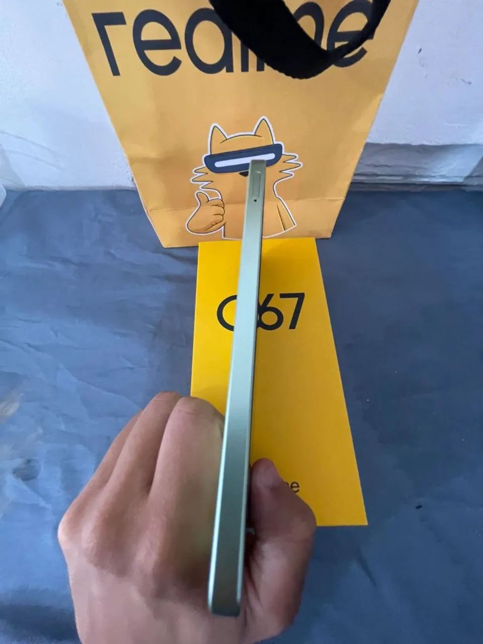 Realme c6764295048917890123