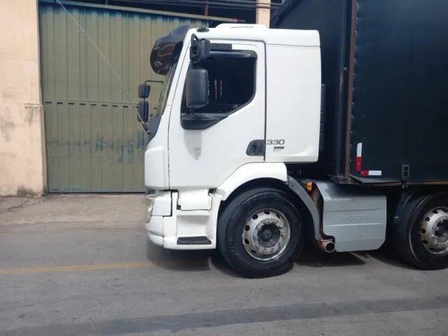 Vende-se Caminhão Volvo  - Foto 4