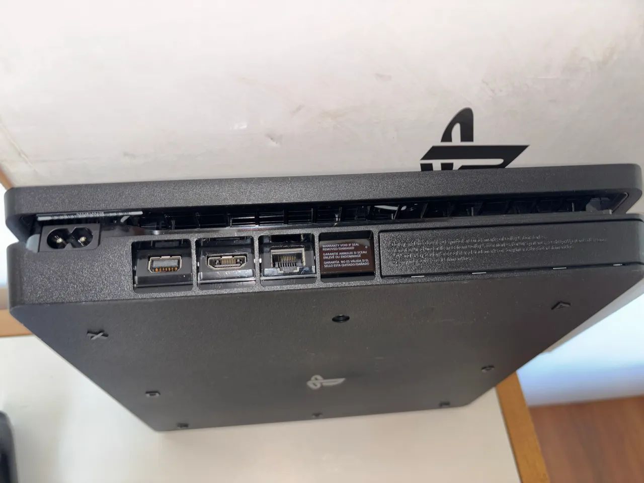 Playstation 4 Slim 500GB + Caixa - único dono - funcionando perfeitamente  - Foto 4