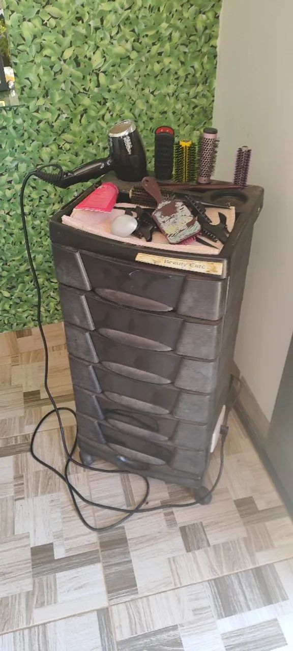 Salão Carinho auxiliar 