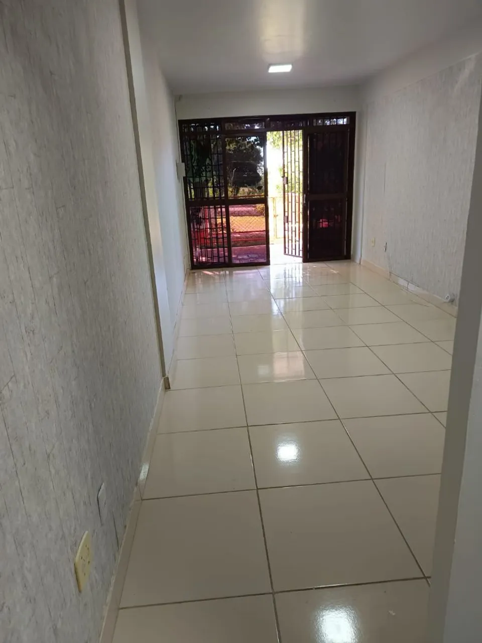 Loja Térrea com Subsolo