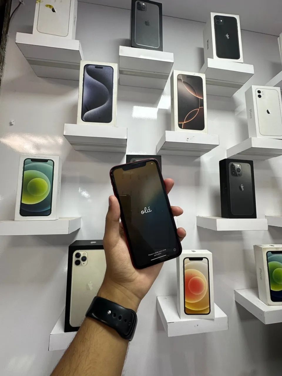 iPhone XR Vermelho - 64GB - Foto 2