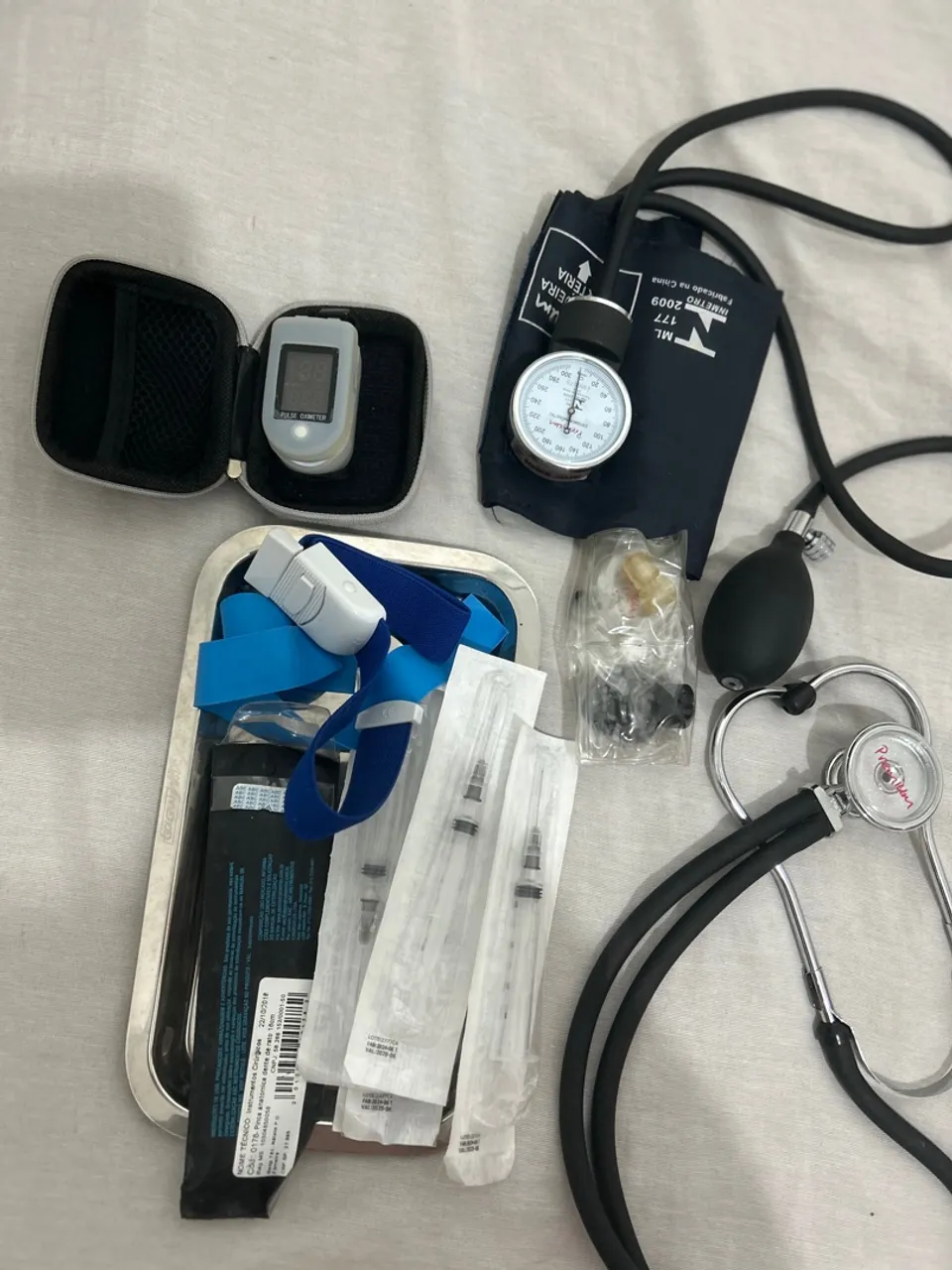 Kit de equipamentos médicos hospitalares