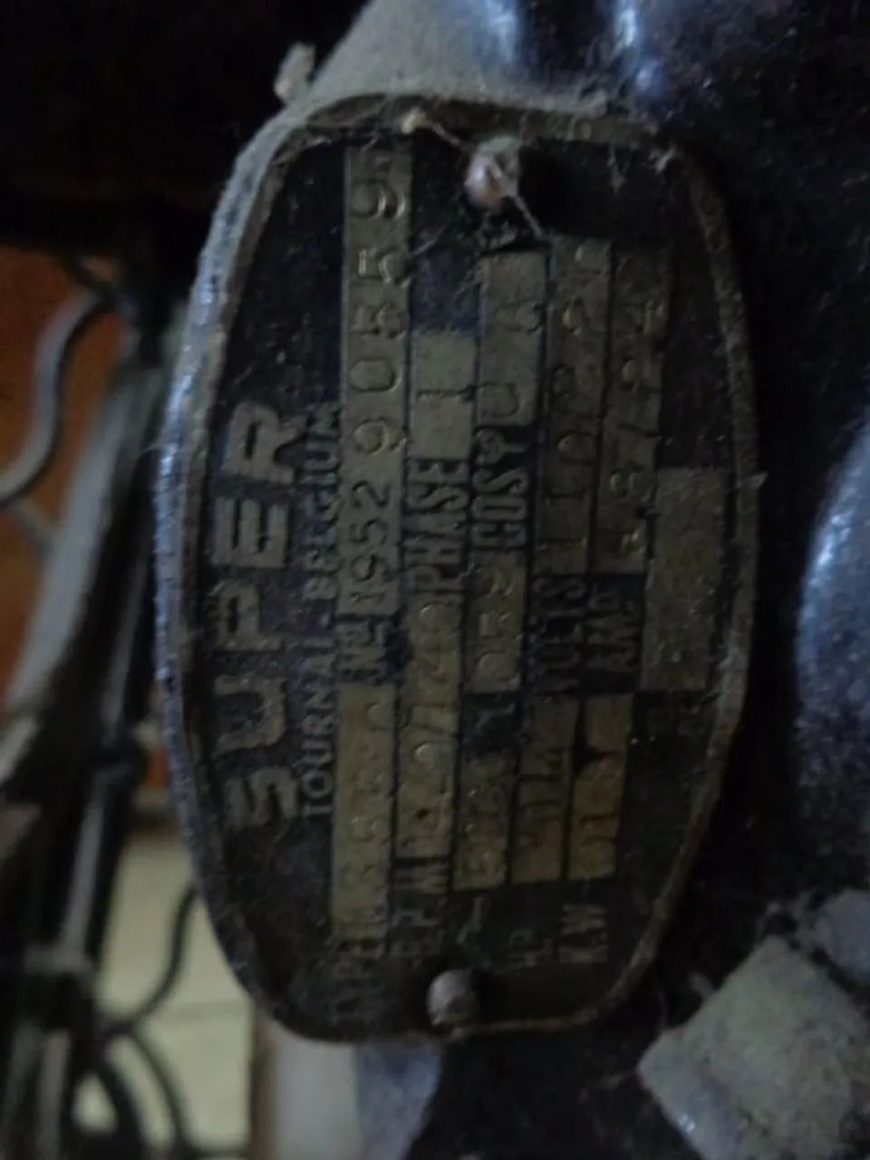maquina sapateiro antiga funcionando ano de 1952 - Foto 6