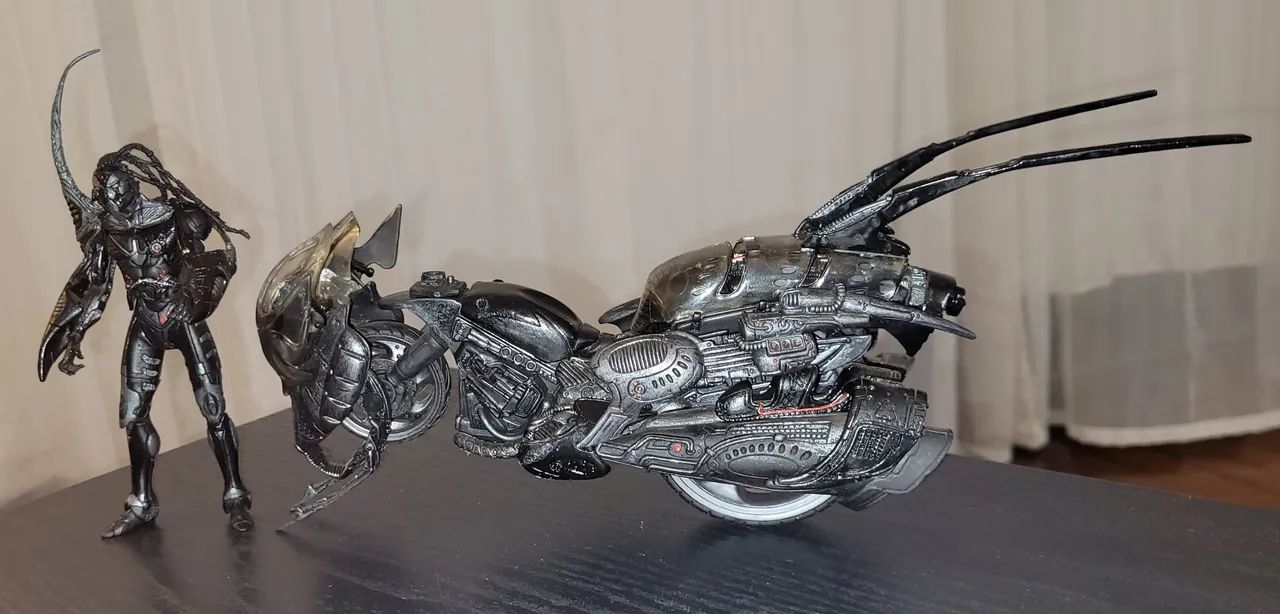 MCFARLANE SPAWN NITRO RIDERS ECLIPSE 5000  - Foto 2