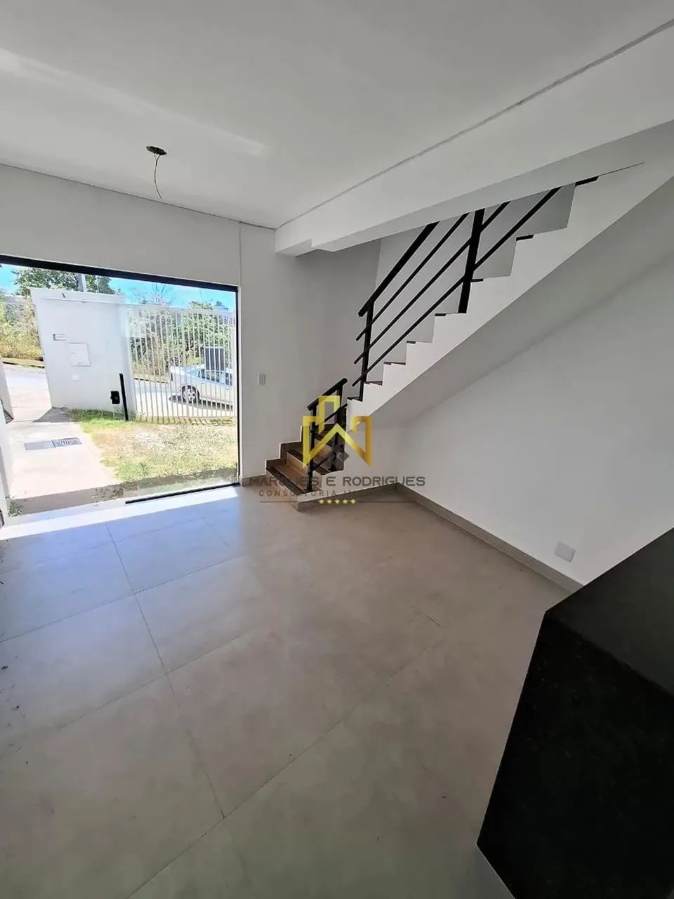 Excelente casa individual em Santa Luzia - Foto 5