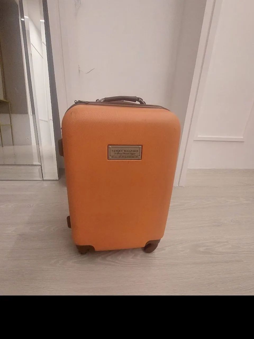 Maleta de Viagem  Tommy Hilfiger 10kg não precisa despachar no check in - Foto 4